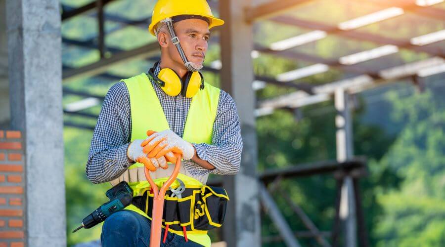 Professional gutter cleaning in Bristow, VA